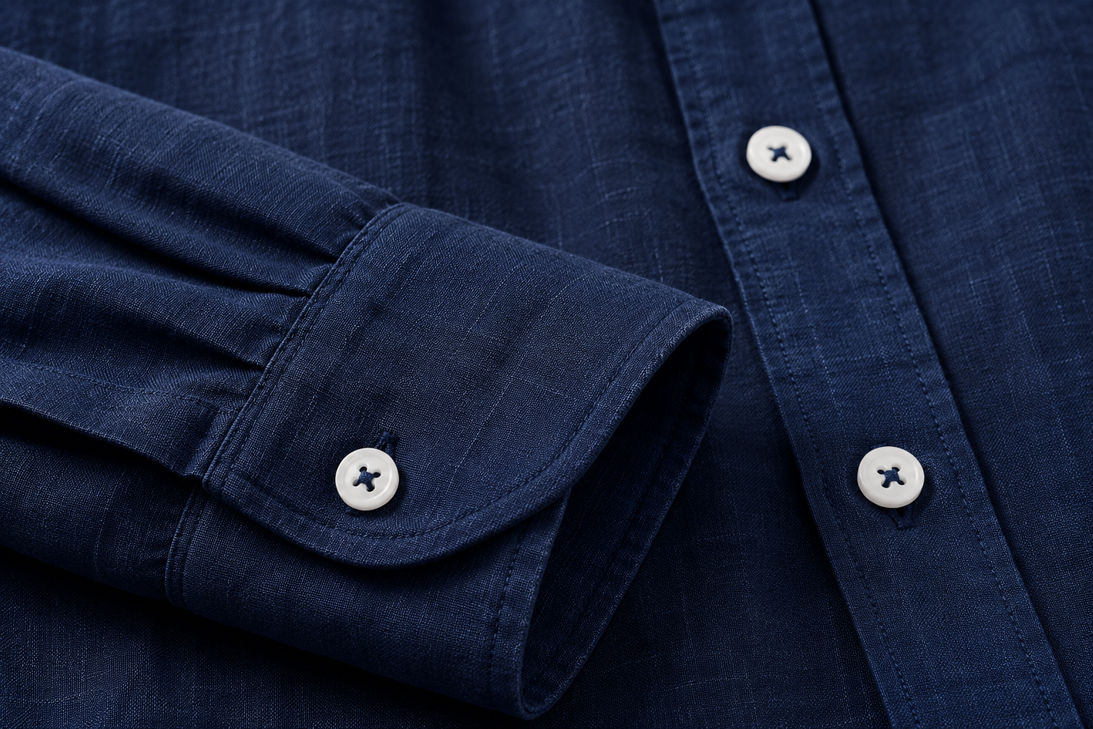 Oxford Cotton Button-Up Shirt in Navy - Detail